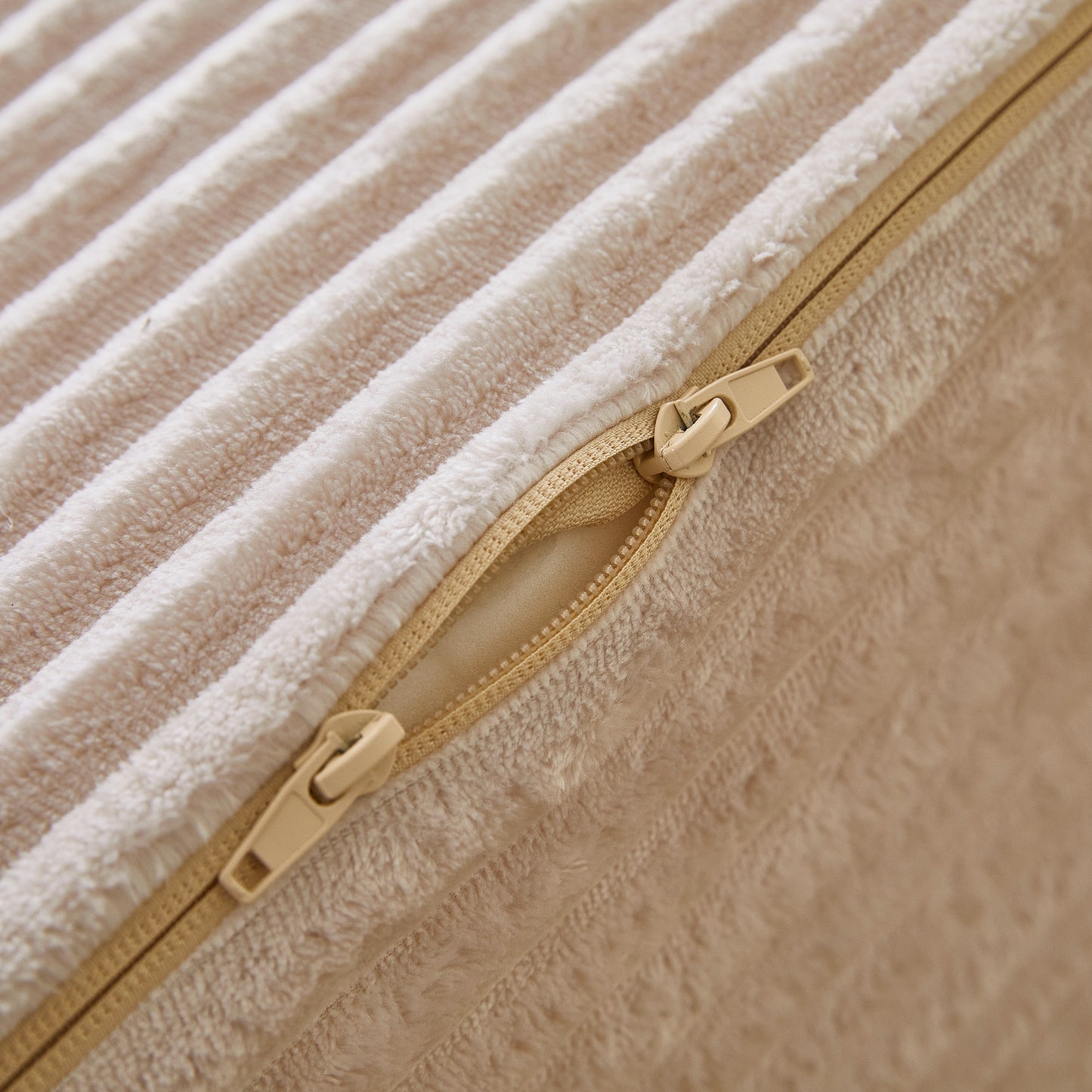 Folding Sofa Bed, Convertible Sleeper Chair with Pillow Foldable Mattress with Back Support, Portable Fold Out Chair Bed Comfy Floor Sofa Lounge for Living Room Bedroom, Beige, Single